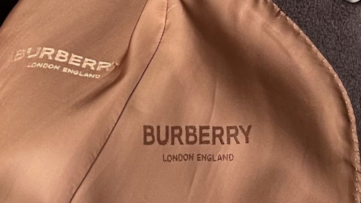 Odważ się na klasyczną elegancję z płaszczami Burberry