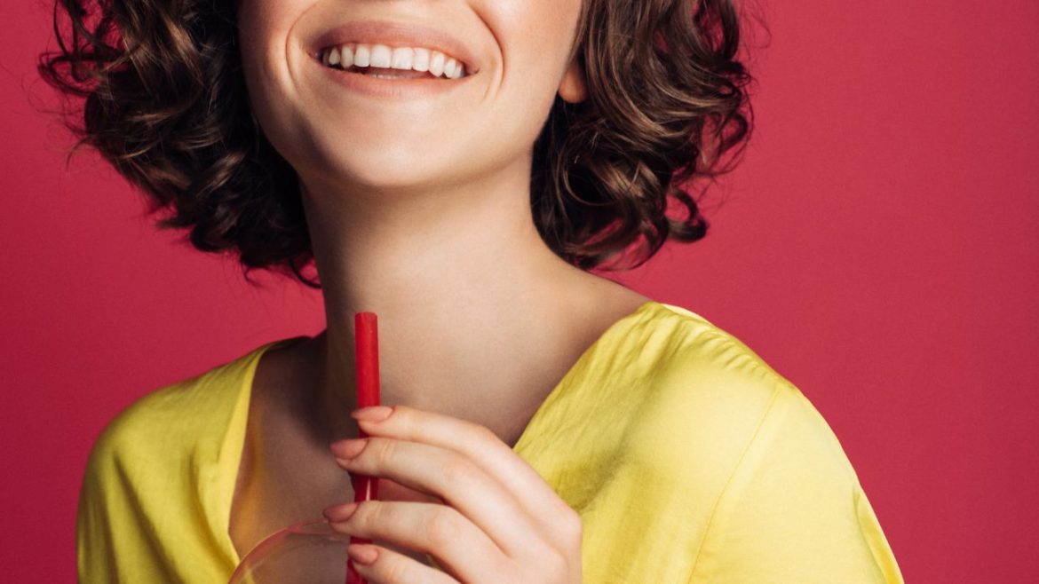 Detoks sokowy - bohater dla utrzymania bieli zębów po wybielaniu